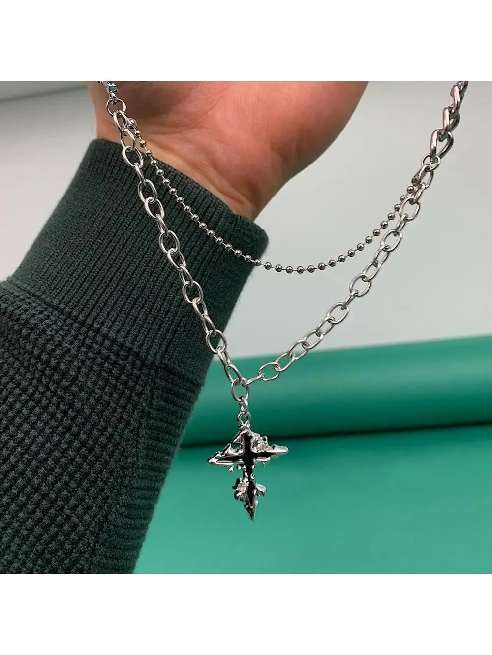 Cyber Y2k 2000s punk grunge crystal cross pendant necklace chain. 21.5 inches